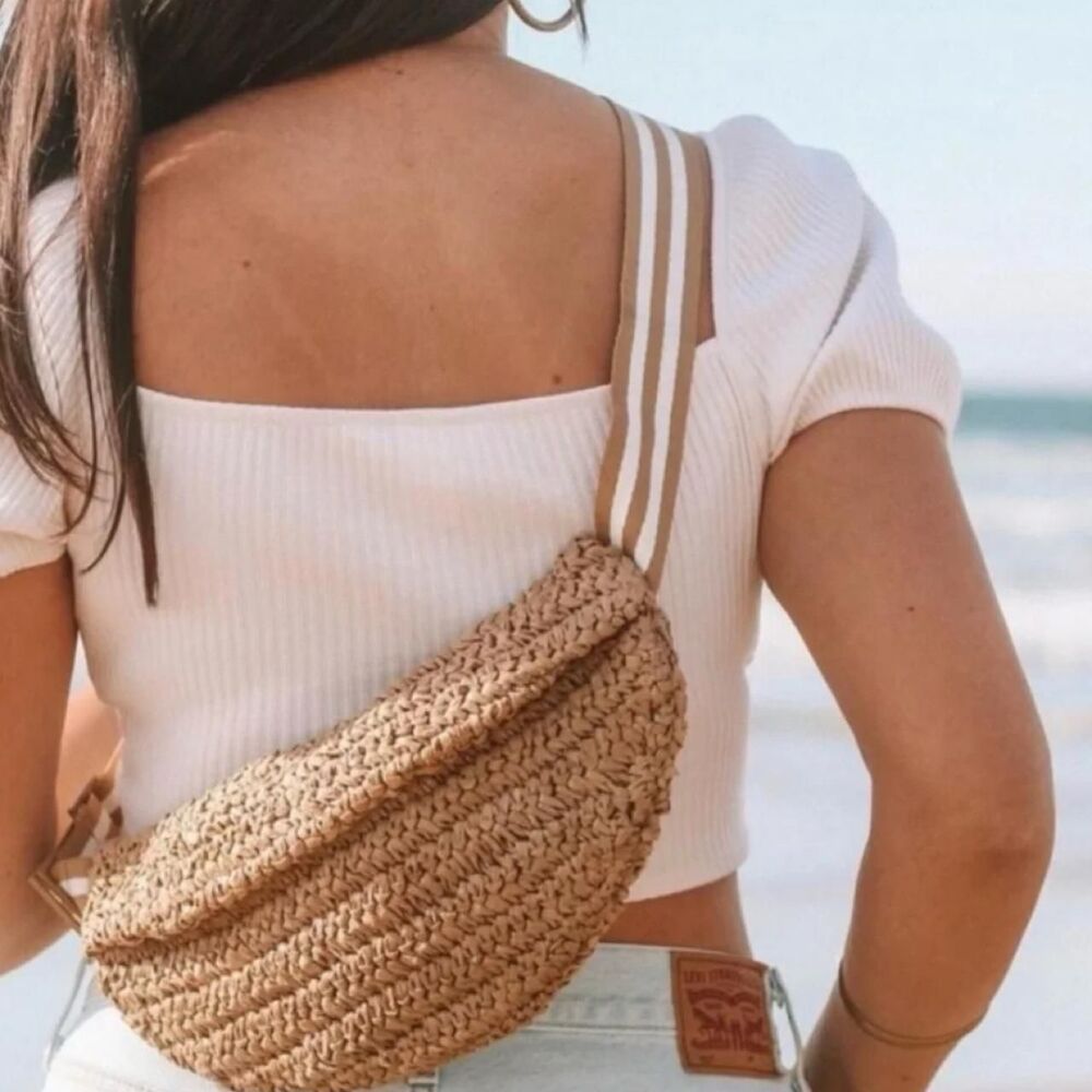 Woven Straw Shoulder Bag - Natural Tan